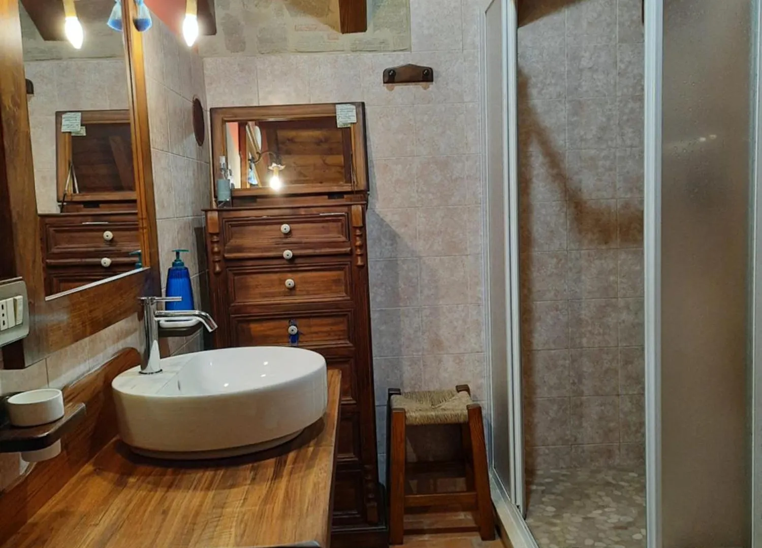 Agriturismo il canale Corfino 0*,